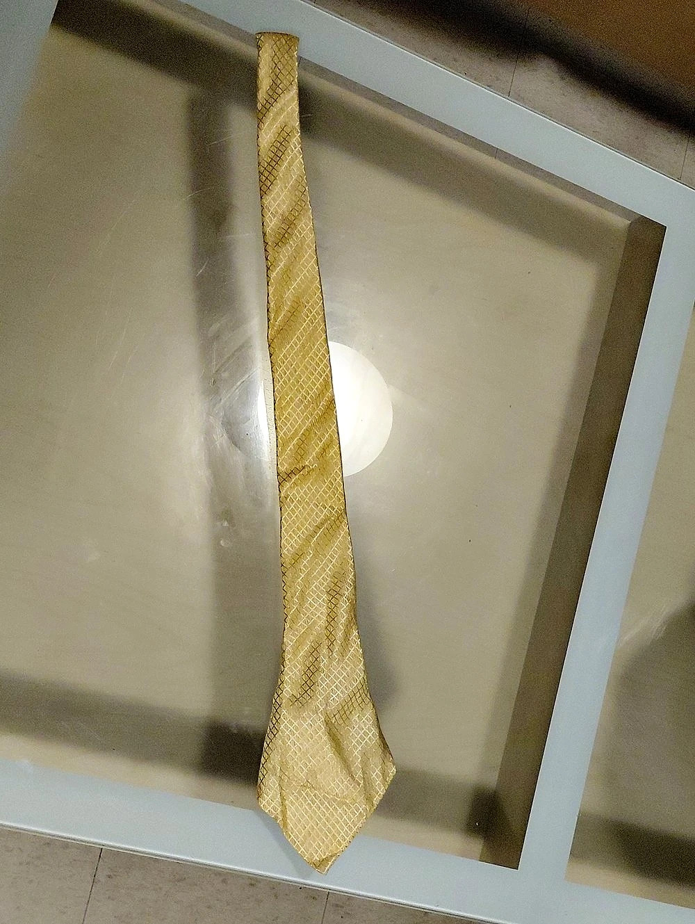 Geometric Gold Tie